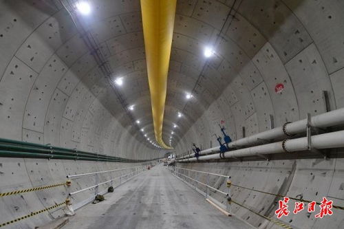 軌道交通與重點路橋項目雙輪驅動，武漢上半年基礎設施投資同比增長20%